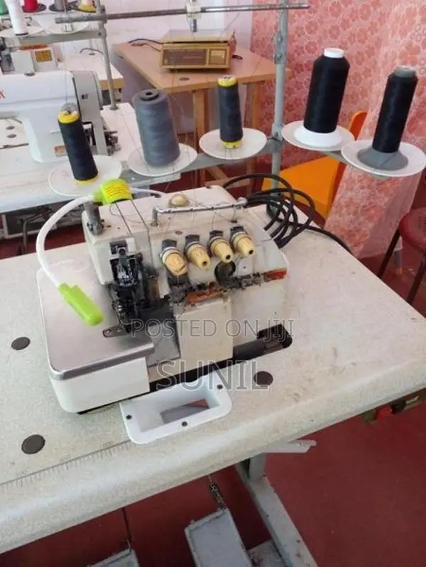 Siruba 5 Thread Overlock Machine