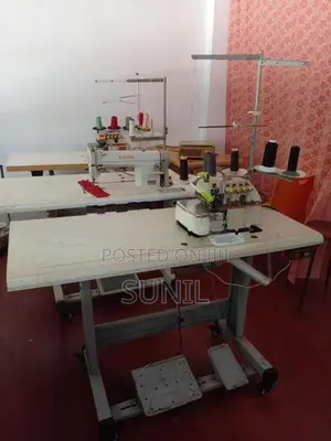 Siruba 5 Thread Overlock Machine