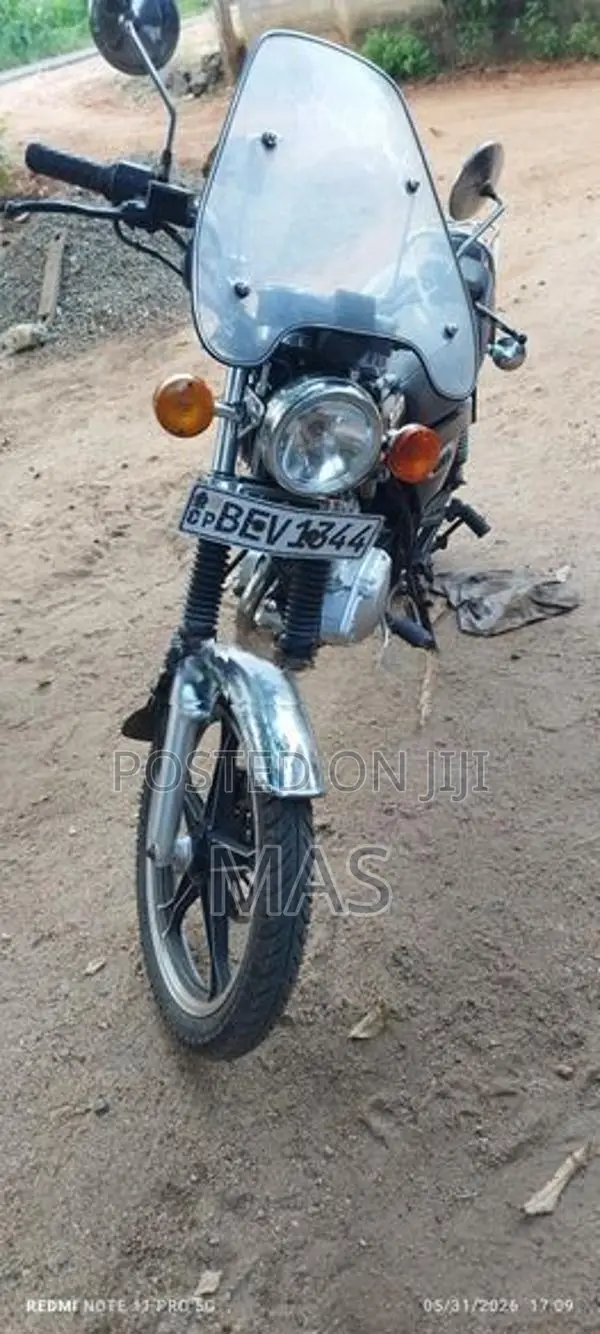 Suzuki GN 125 2017