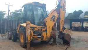JCB Bachoe Loader