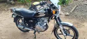 Suzuki GN 125 2017