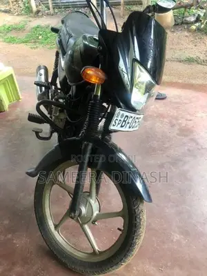 Bajaj Platina 100 2017