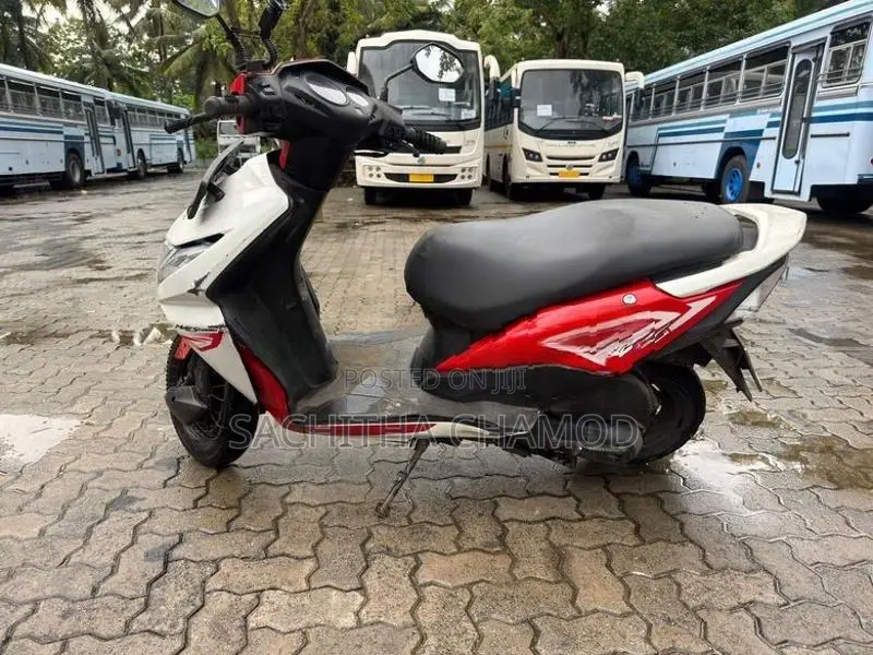 Honda Dio 2017