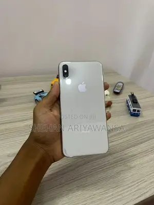 Apple iPhone XS Max (Used)