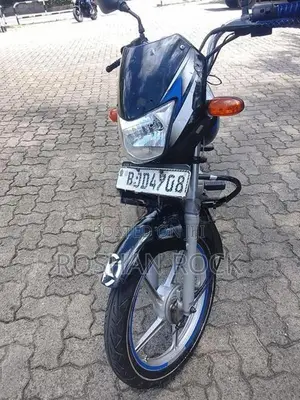 Bajaj CT100 100es 2023