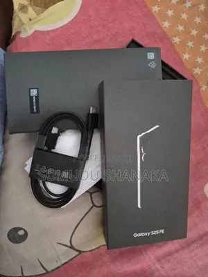 Samsung Galaxy S25 FE (Used)