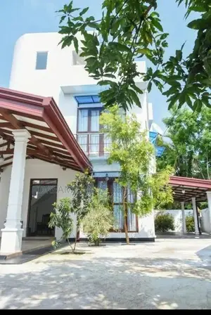 3BED HOUSE FOR RENT IN BATTARAMULLA WITH FURNITURE (SP1195)