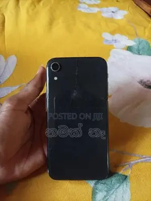 Apple iPhone XR (Used)