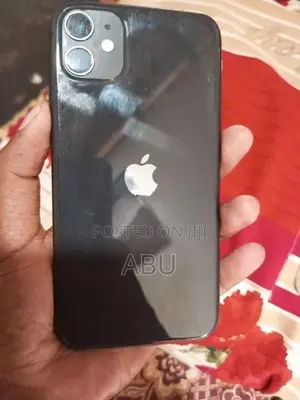 Apple iPhone 11 (Used)