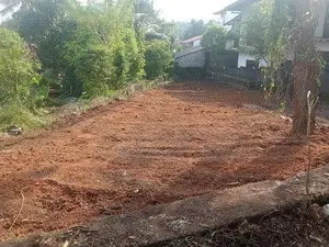 Kadawatha Land for Sale