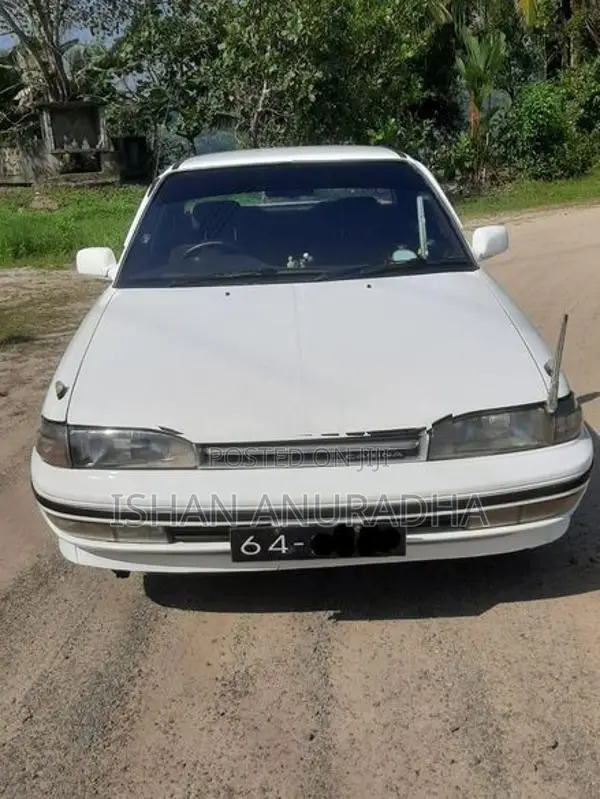 Toyota Carina 1990