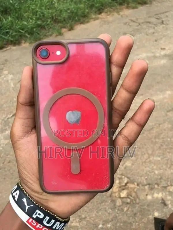 Apple iPhone SE 2 (Used)