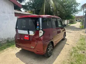 Toyota Roomy Custom GT Turbo 2023