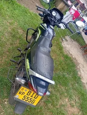 TVS Metro 2017