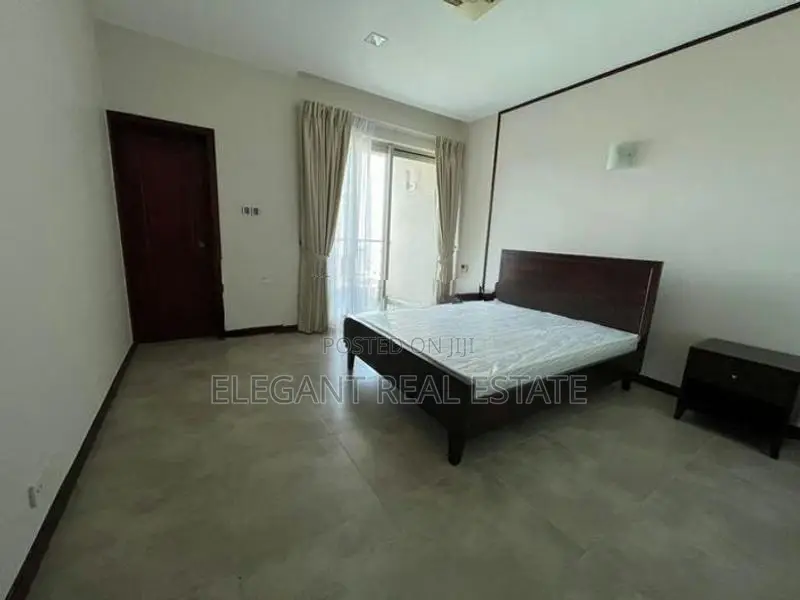 Iceland - 03 Bedroom Furnished Apartment for Rent in Colombo 3 (A3698)