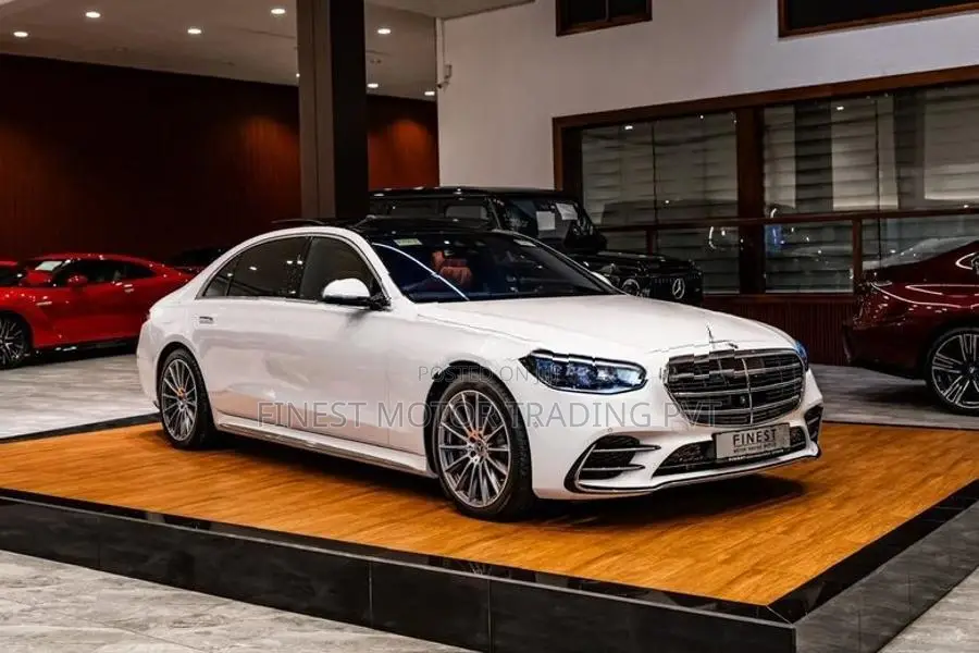 Mercedes Benz S580e AMG Premium Plus 3.0 2025