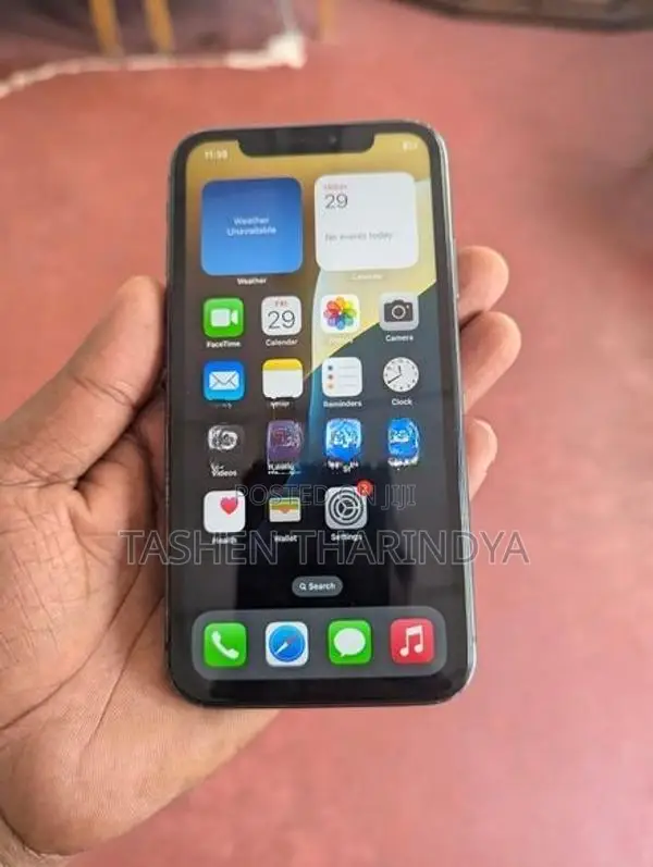 Apple iPhone 11 (Used)