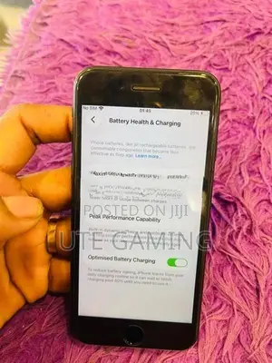 Apple iPhone SE 2 64GB (Used)
