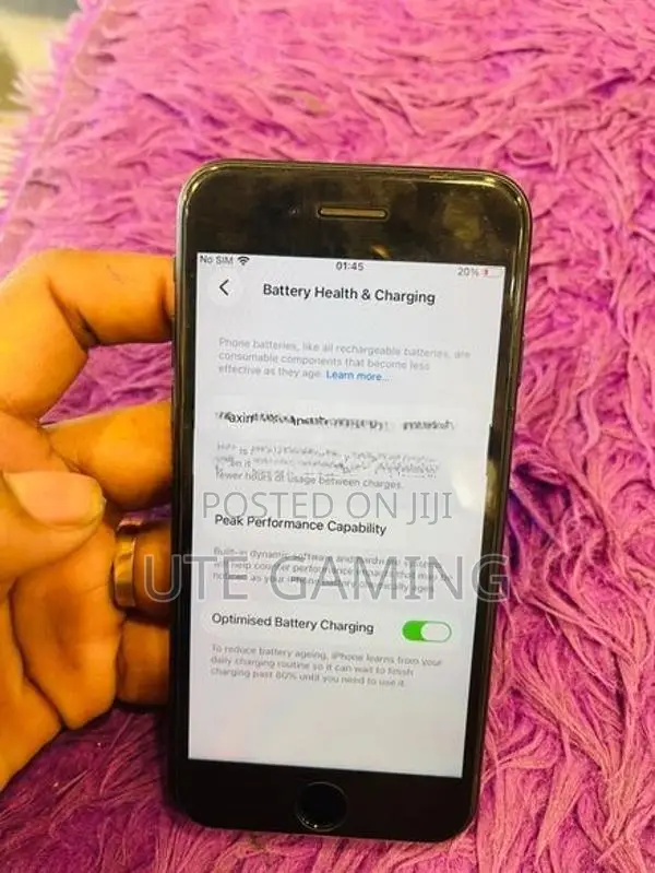 Apple iPhone SE 2 64GB (Used)