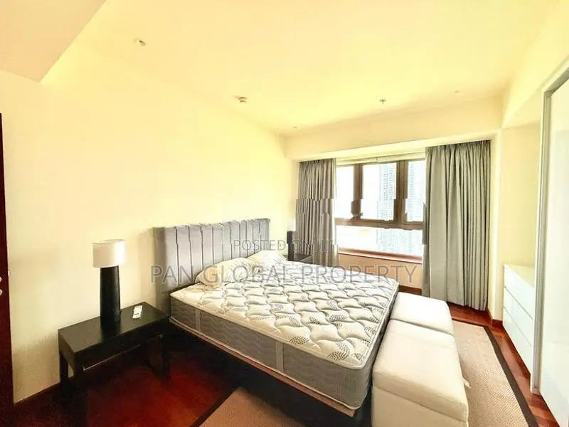 Apartment for Sale in Cinnamon Life Colombo 02