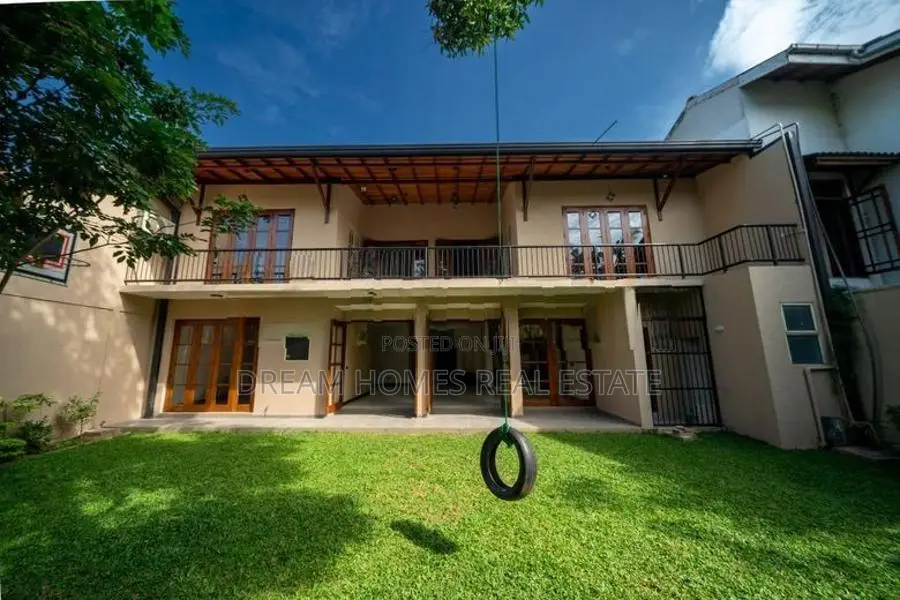 Luxury House for Sale in Boralesgamuwa – 4 Bedroom