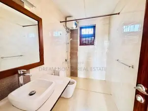 Beautiful Family Home for Sale in Kalubowila