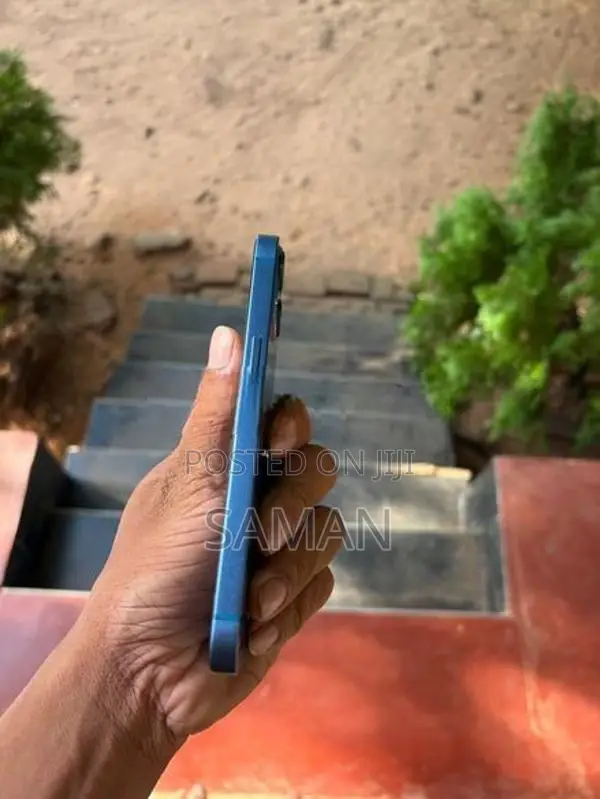 Apple iPhone 13 128GB (Used)