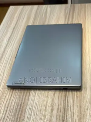 Lenovo IdeaPad Slim 3