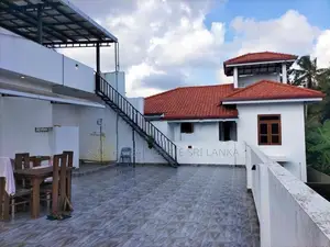 5 Rooms Box Type Luxury House For Sale in Negombo