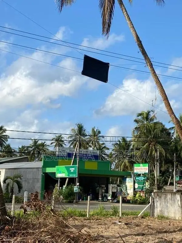 Prime Land Facing Main Road Pallewela