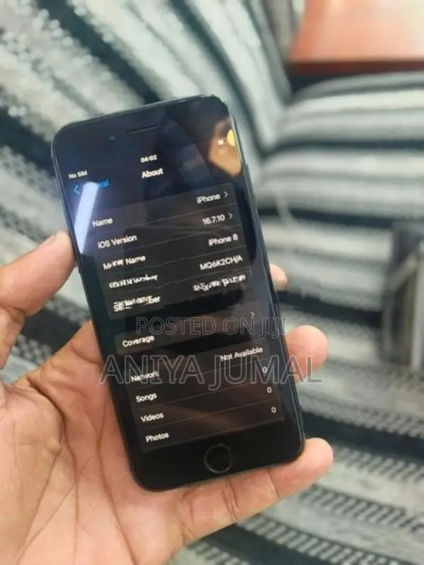 Apple iPhone 8 (Used)