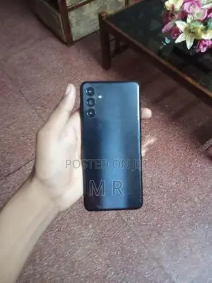 Samsung Galaxy A04s (Used)