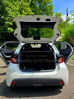 Toyota Yaris X 2024