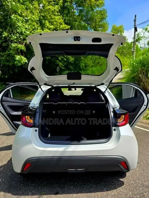 Toyota Yaris X 2024