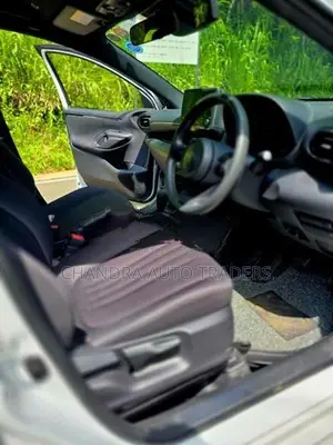 Toyota Yaris X 2024