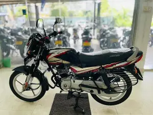 Bajaj CT100 2023