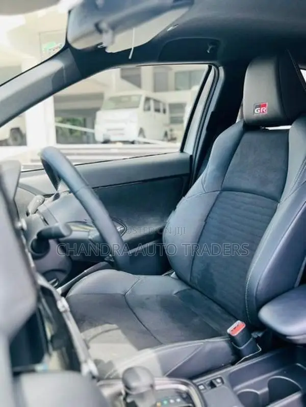 Toyota Yaris Cross GR Sport 2024