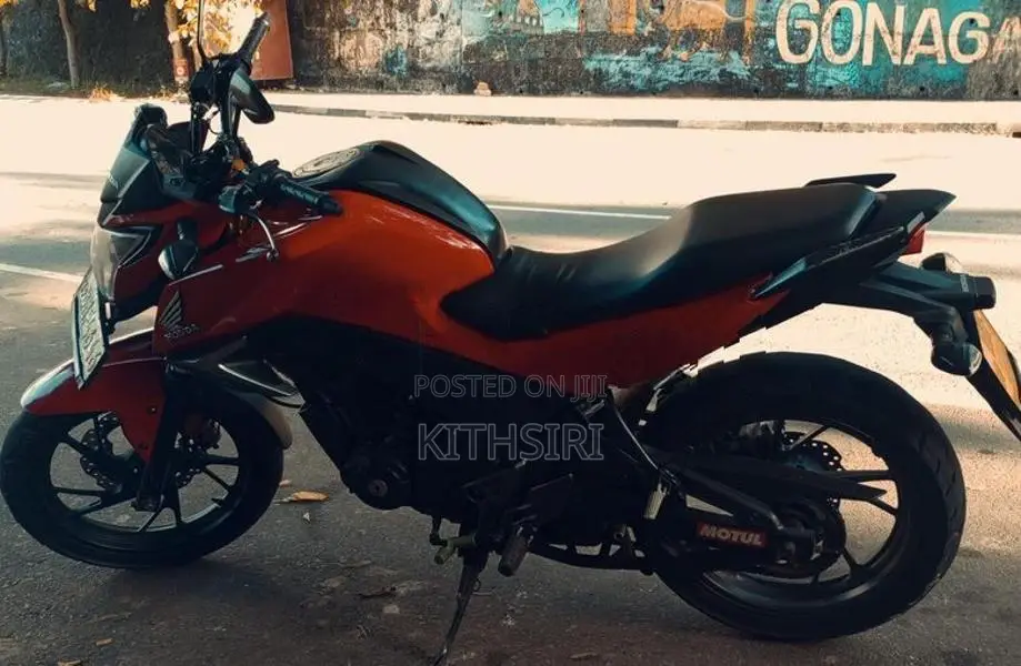 Honda CB Hornet 2018