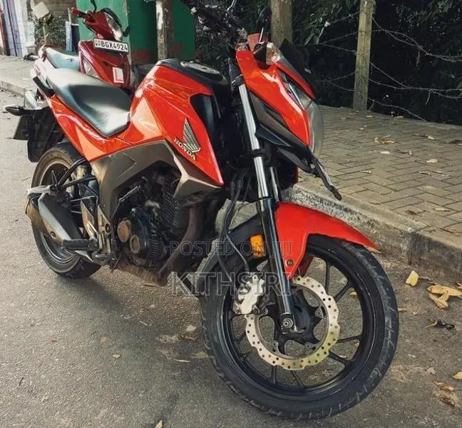 Honda CB Hornet 2018