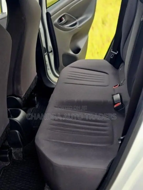 Toyota Yaris X 2024