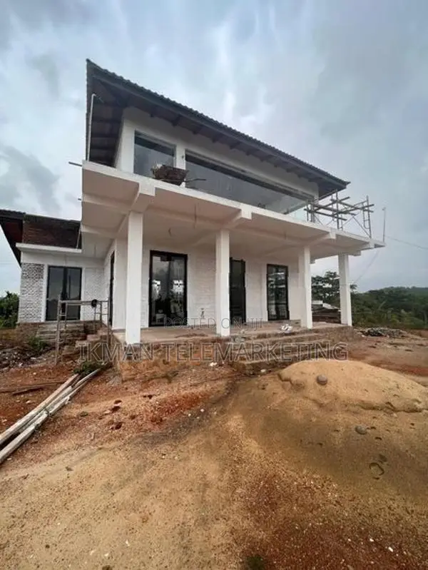 Land with House for Sale in Puhambugoda, Elduwa