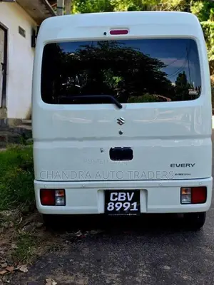 Suzuki Every 2024