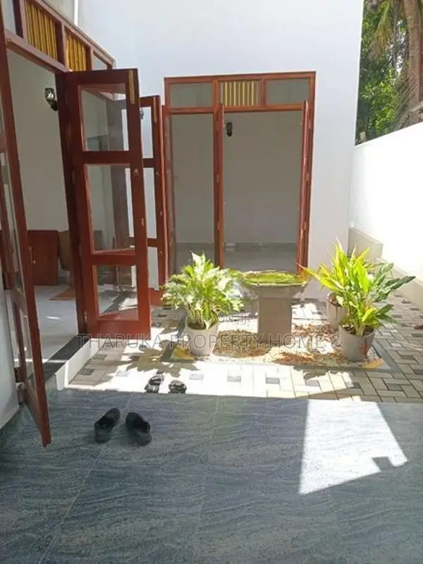 Brand New House For Sale Kesbawa