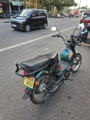 TVS XL 100 2025