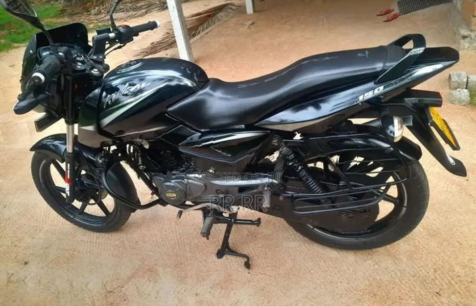 Bajaj Pulsar 150 2018