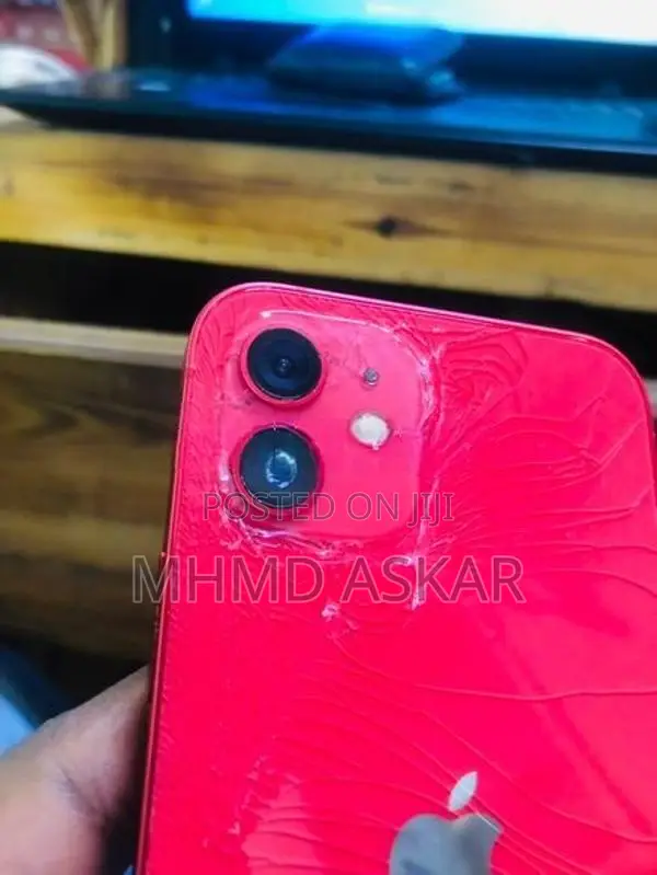 Apple iPhone 12 (Used)