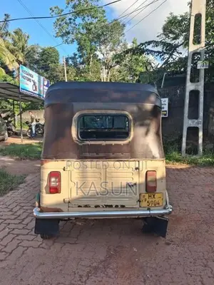 Bajaj RE Three Wheeler 2004