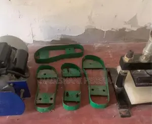 Foot Wear Cutting Machine