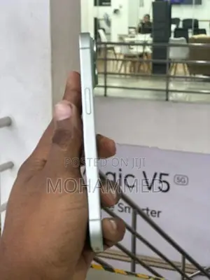 Apple iPhone 15 (Used)