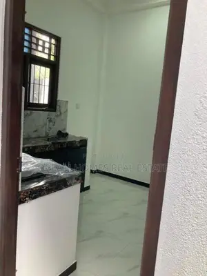 Brand New House for Sale – Wellampitiya